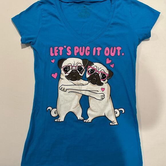 Cute Pug and Hearts T-Shirt - Picture 2 of 6